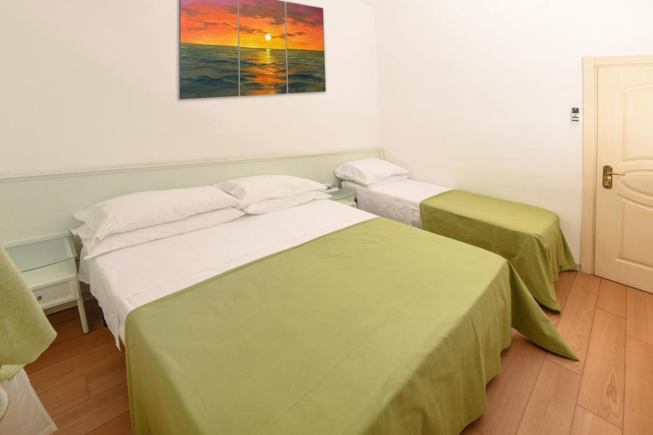 Hotel La Rosa Cattolica Buitenkant foto