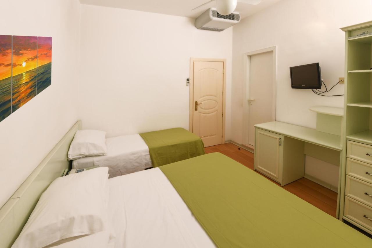 Hotel La Rosa Cattolica Buitenkant foto